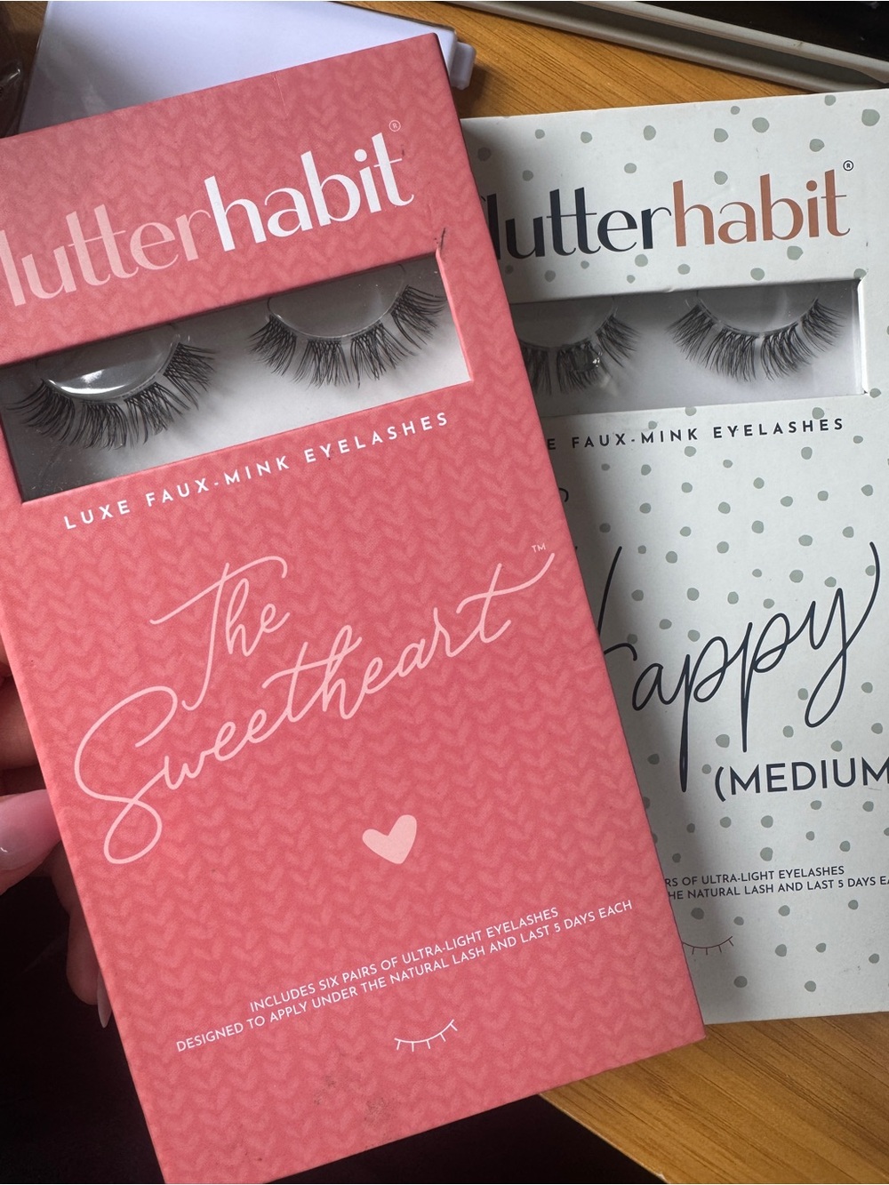 Flutterhabit Faux-Mink Eyelashes - Pink & White Packaging